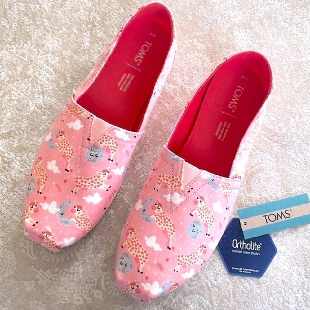 Brand New Toms Pink Blossom Over the Moon Print Cows Slip On Shoes Flats